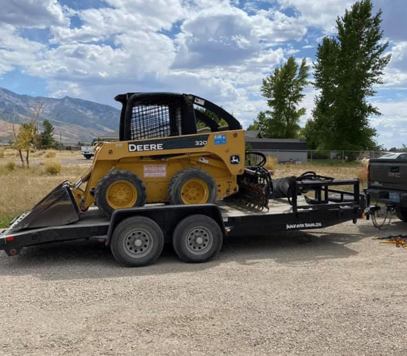Weekend Warrior Equipment Rental 2006 JD 320G Skid Steer Loader